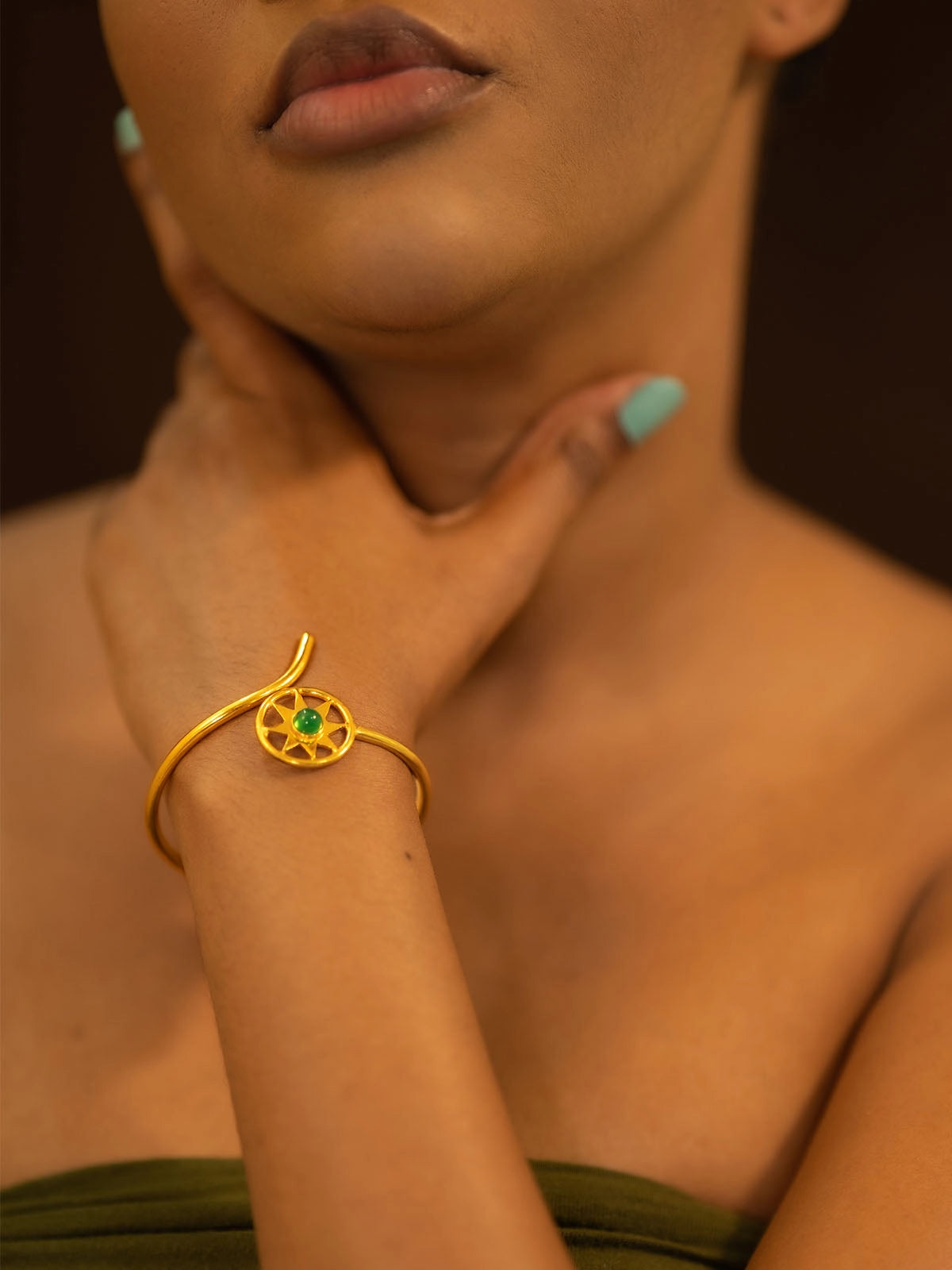 Bracelet crown bronze design faitmain artisanat senegal afrique