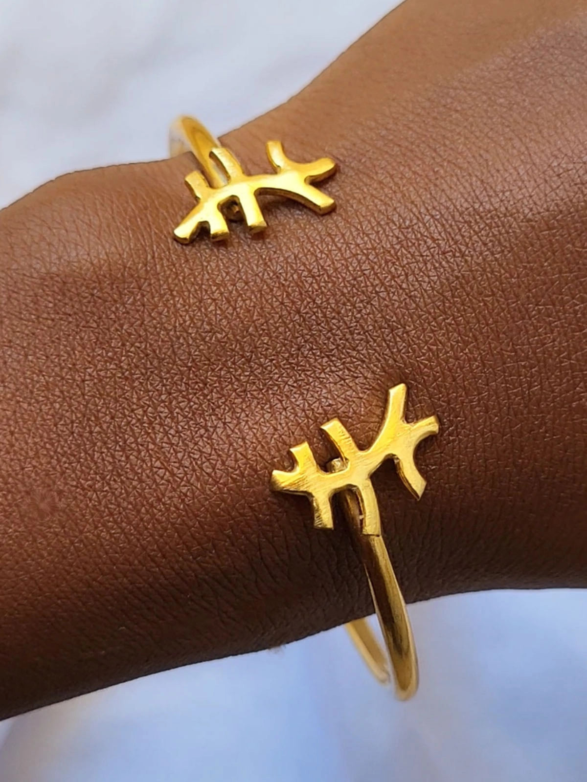 Bracelet drama small bronze design faitmain artisanat senegal afrique