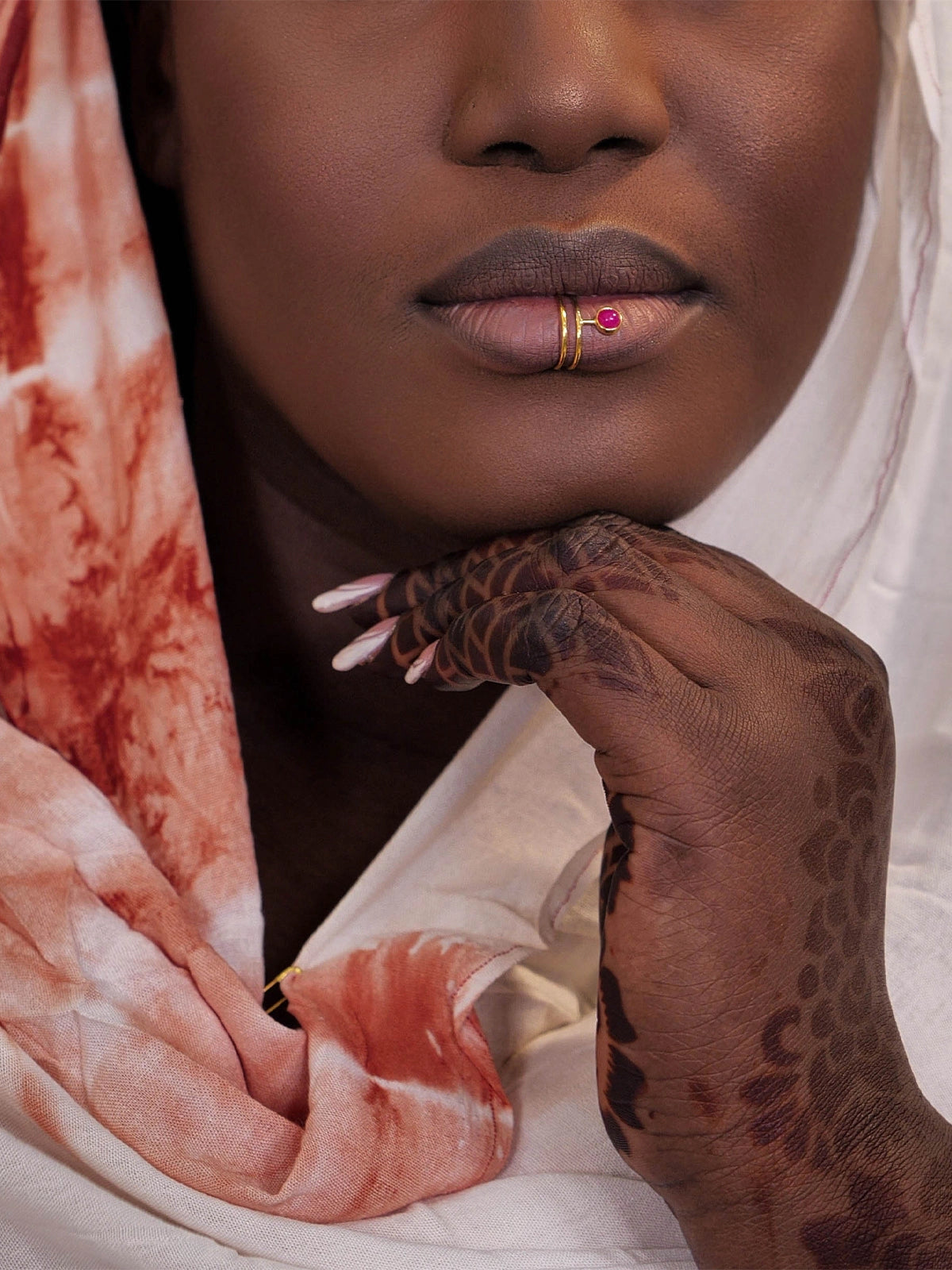 lips fatima bronze artistanat bijouterie afrique senegal faitmain