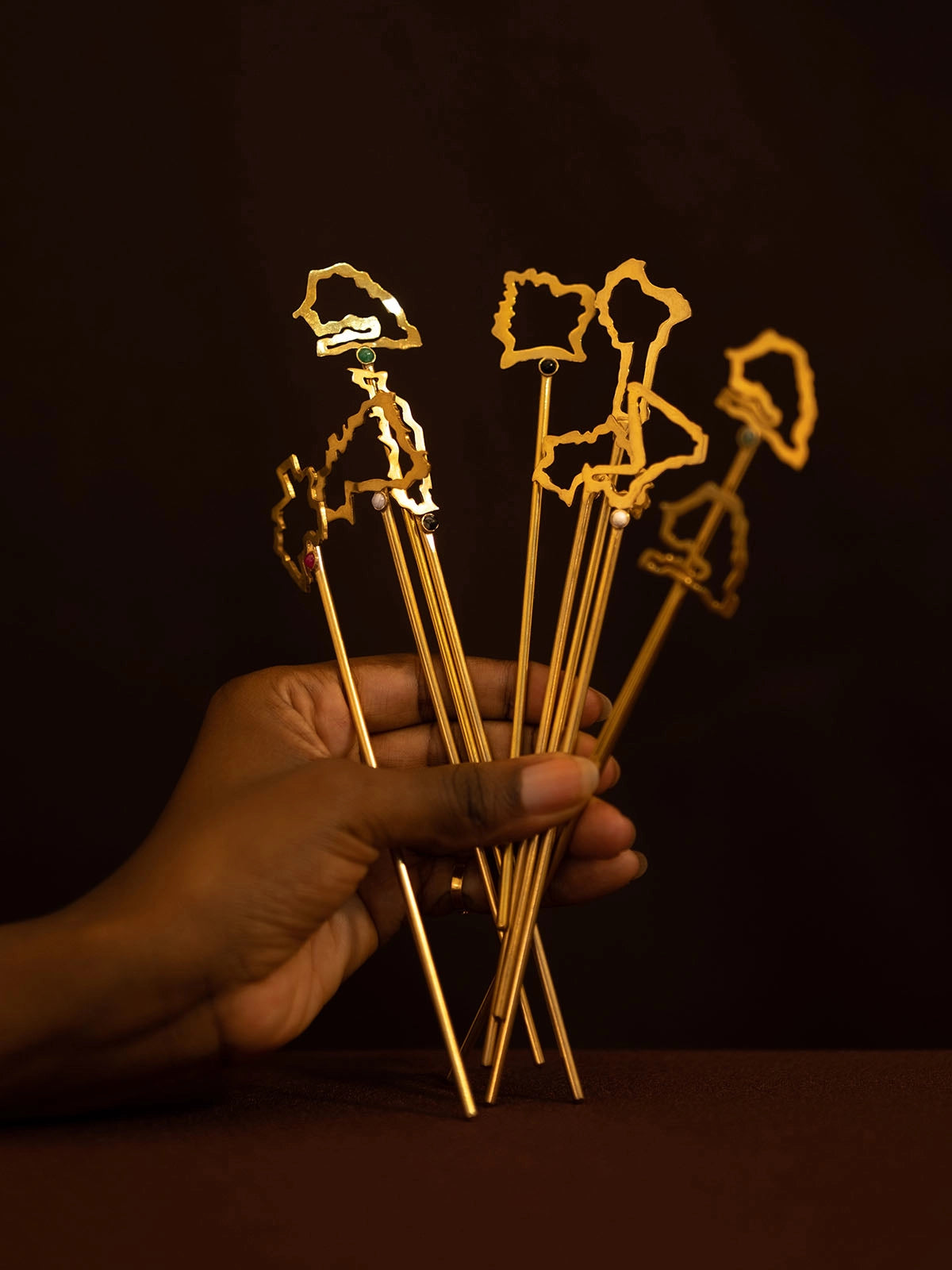 pic pays pierre cheveux bronze artistanat bijouterie afrique senegal faitmain