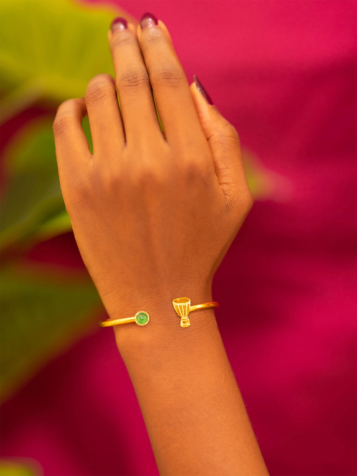 Bracelet tamtam bronze design faitmain artisanat senegal afrique